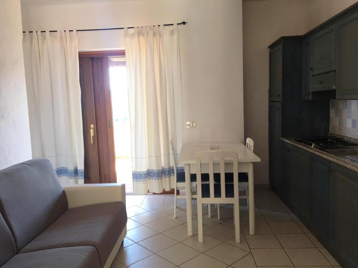 Vallemare Residence E Studios Cala Bitta 외부 사진