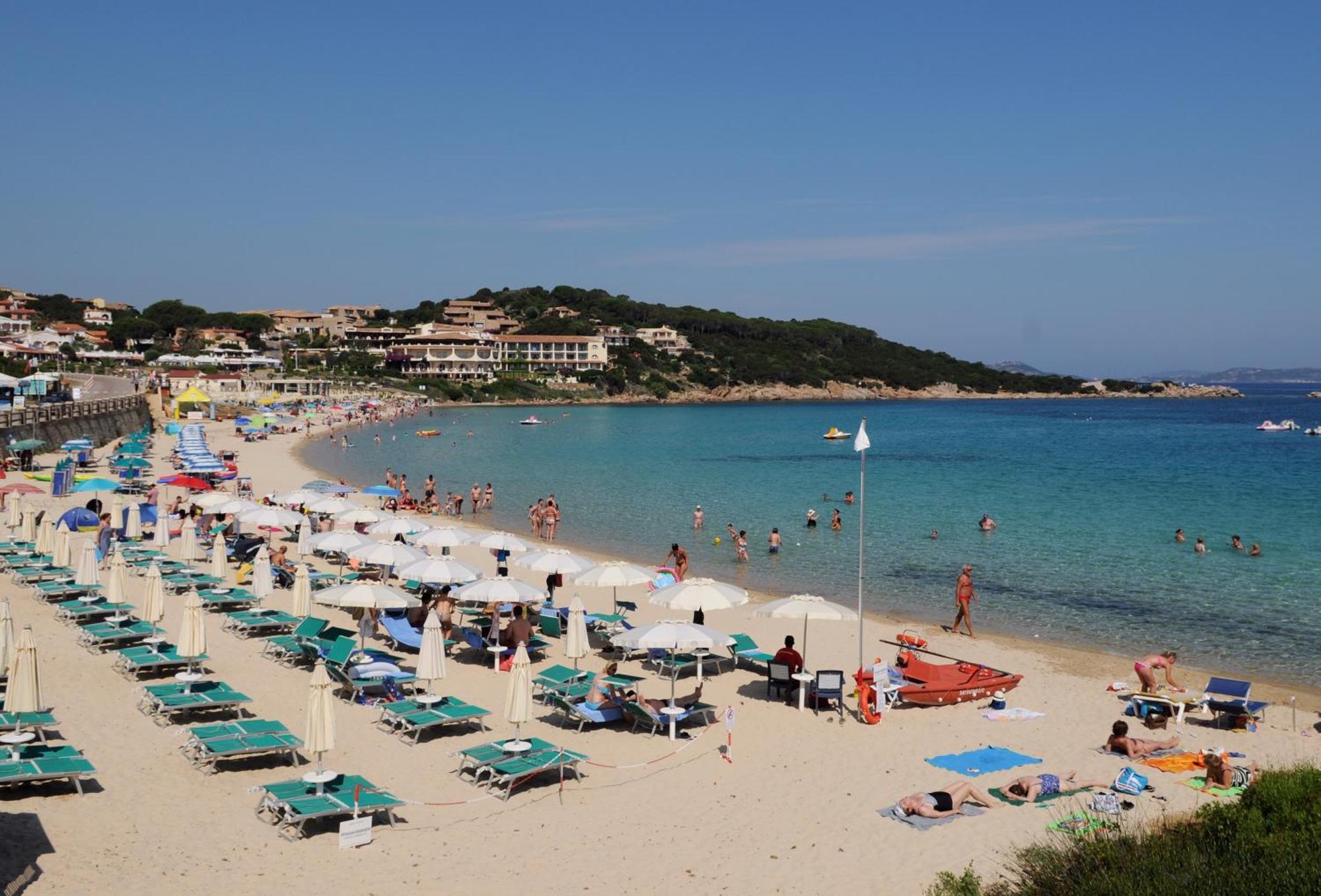 Vallemare Residence E Studios Cala Bitta 외부 사진