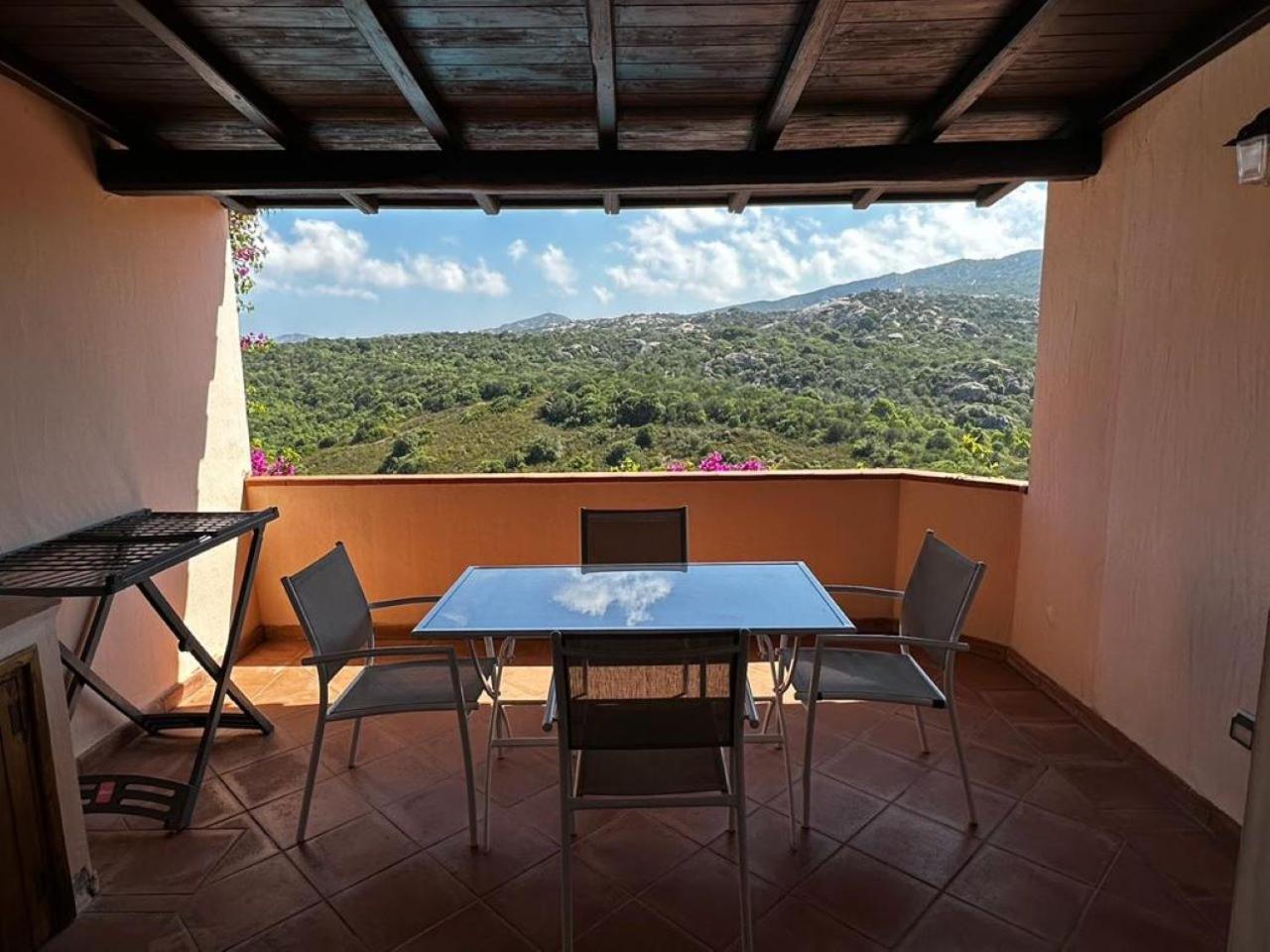 Vallemare Residence E Studios Cala Bitta 외부 사진