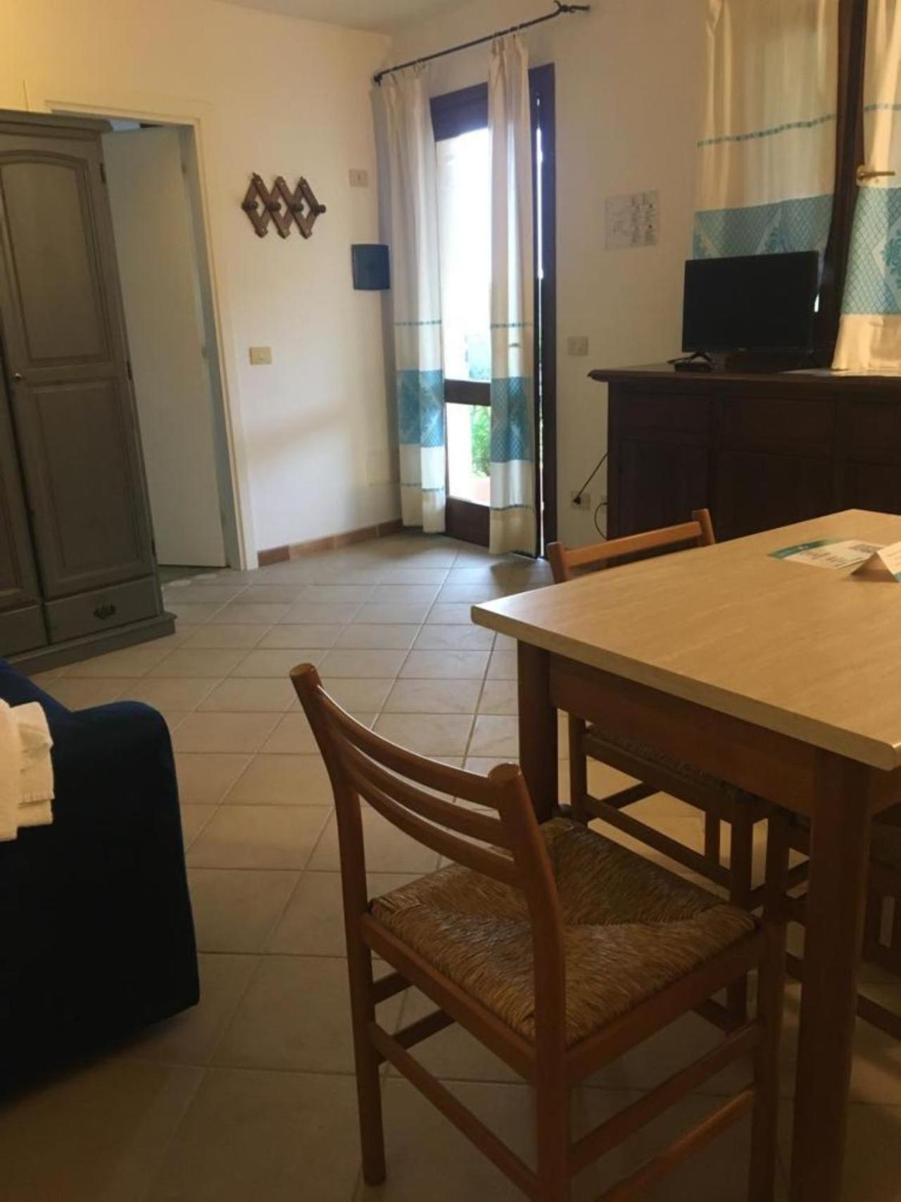 Vallemare Residence E Studios Cala Bitta 외부 사진